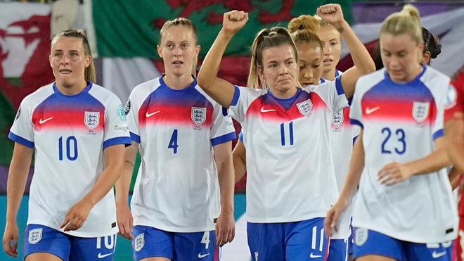 九游-出色防守引爆全场！，科维托娃意外战胜湖人热度持续攀升的简单介绍