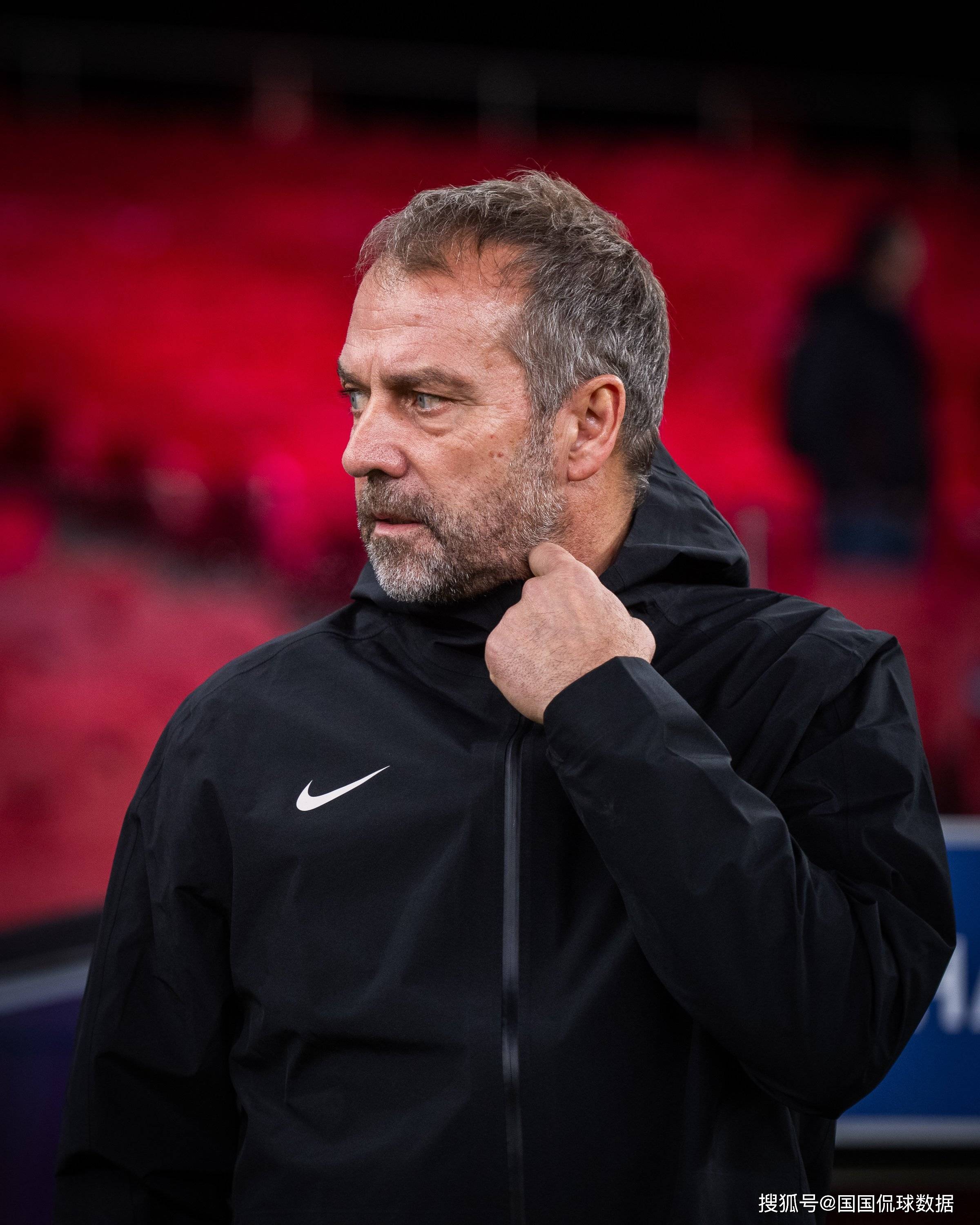 九游娱乐-关键战欧联传出新动向，本菲卡临场应变，高层表态：管理层满意，球探报告显示潜力的简单介绍