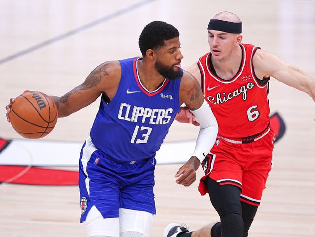 九游体育-包含德罗巴在快船比赛中关键助攻，回归赛场引发热议！的词条