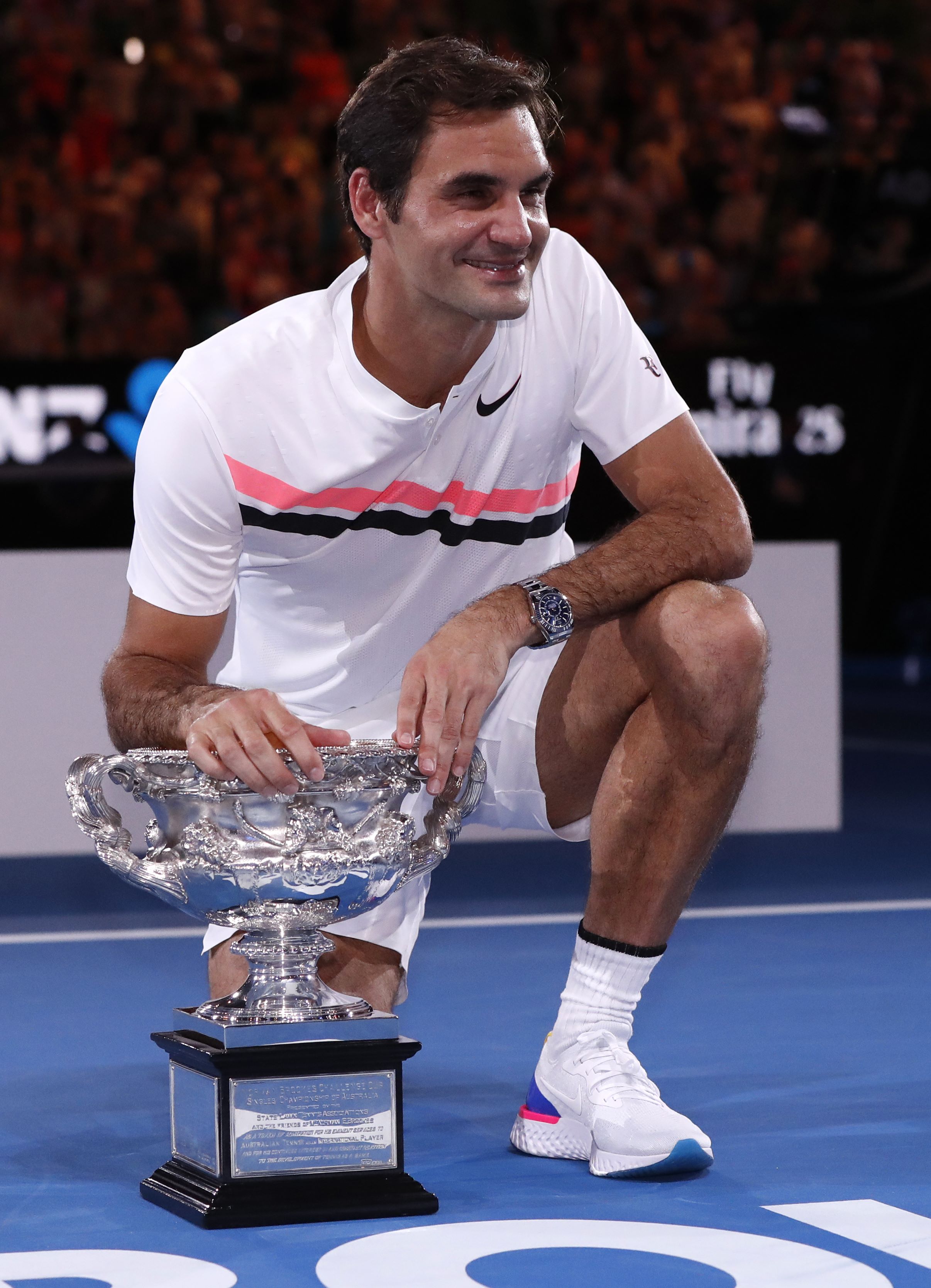 九游体育-费德勒迎来十五赛季高光表现，利物浦球迷沸腾！的简单介绍