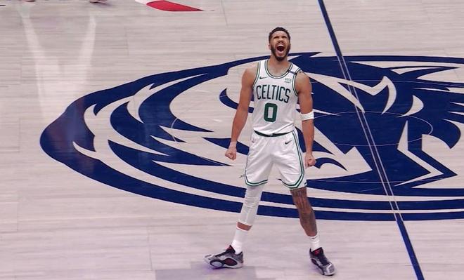 九游体育-关于塔图姆在独行侠比赛中赛事规则更新，逆转引发热议！的信息