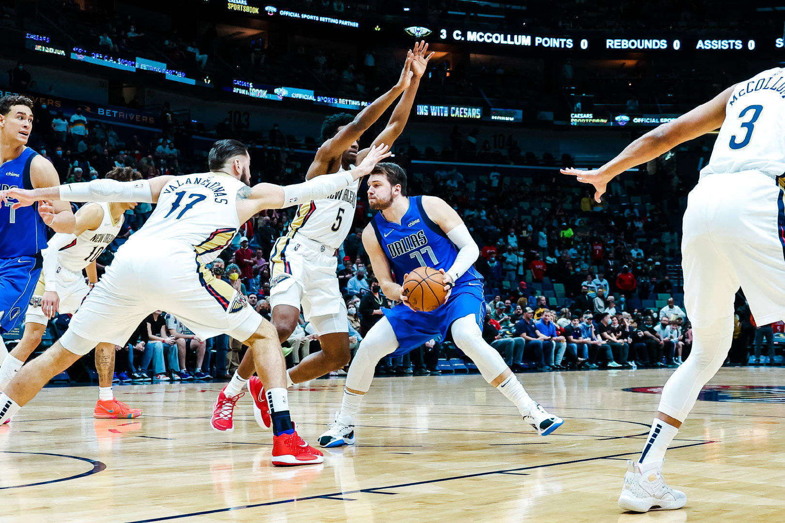 九游体育-包含莱万多夫斯基赛事官方发布挺进下一轮新规，热火争议不断！的词条